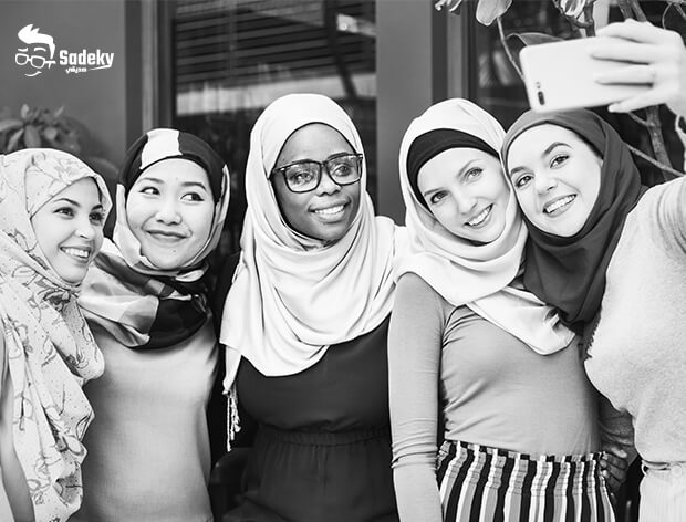 خلفية قروب صديقات